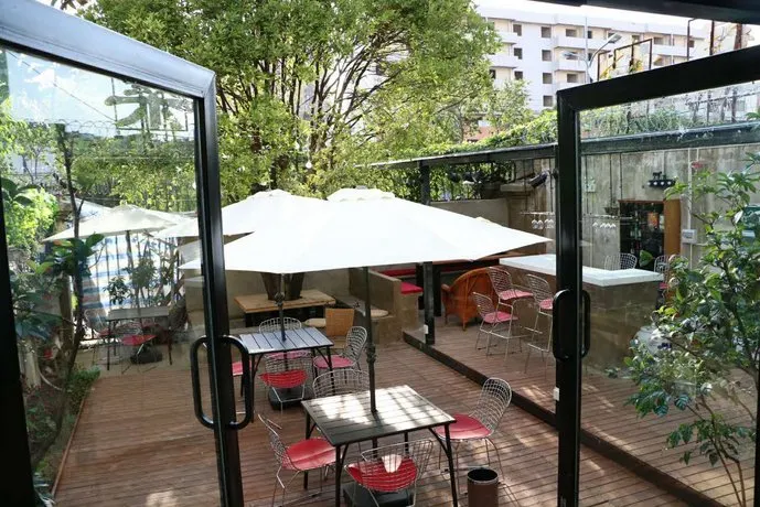Kunming Candy Music Inn - Image 1