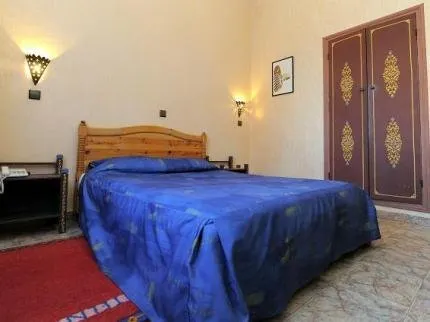 Nadia - Image 1