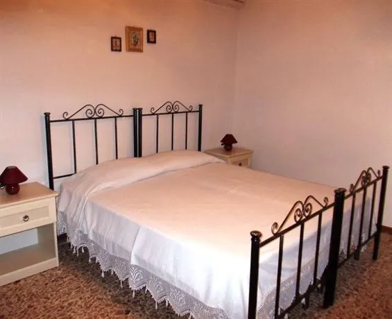 Appartamenti Fior Di Loto - Image 1