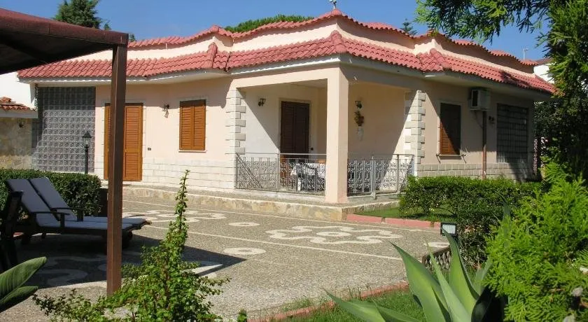 Agréable villa avec barbecue | À côté de la plage - Image 1