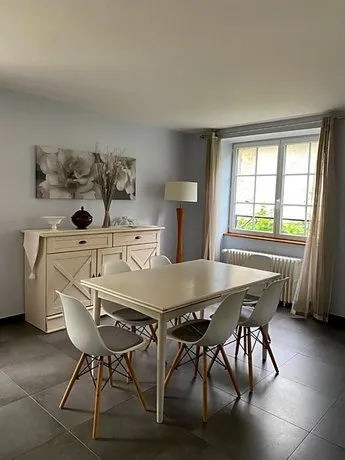 Poste, De la Logis - Image 1
