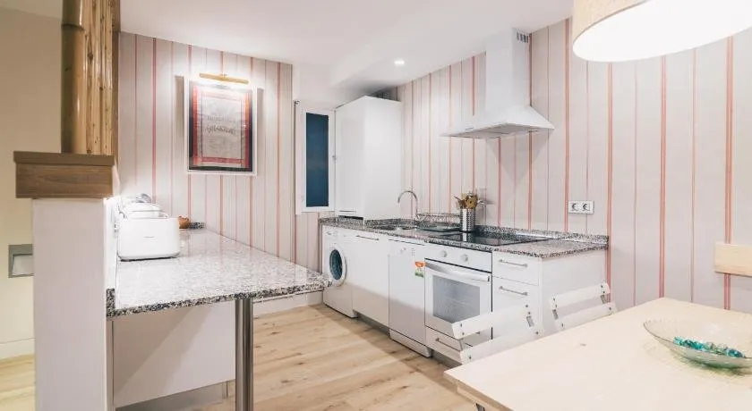 Urruti Apartment by People Rentals - Image 1