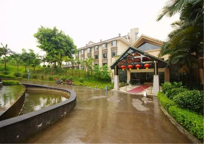Bailuzhou Holiday Inn - Image 1