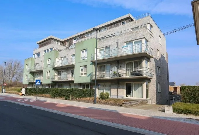 Casa Verde - Image 1