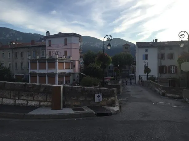 Reves De Cols - Image 1
