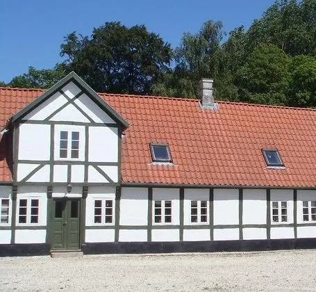 Plougheld Bed and Breakfast - Image 1