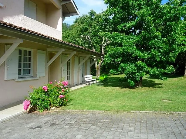 A La Cerisaie - Image 1