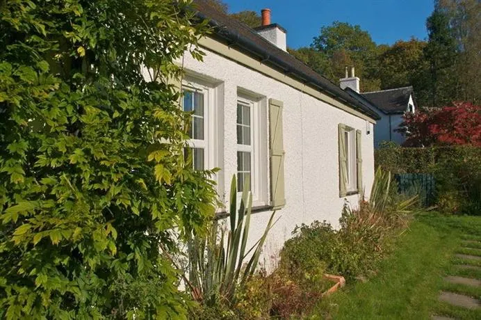 Strathlachlan Lodge - Image 1
