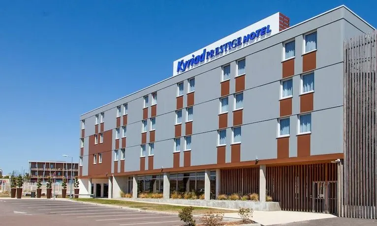 Hotel Kyriad Prestige DIJON NORD - Valmy - Image 1