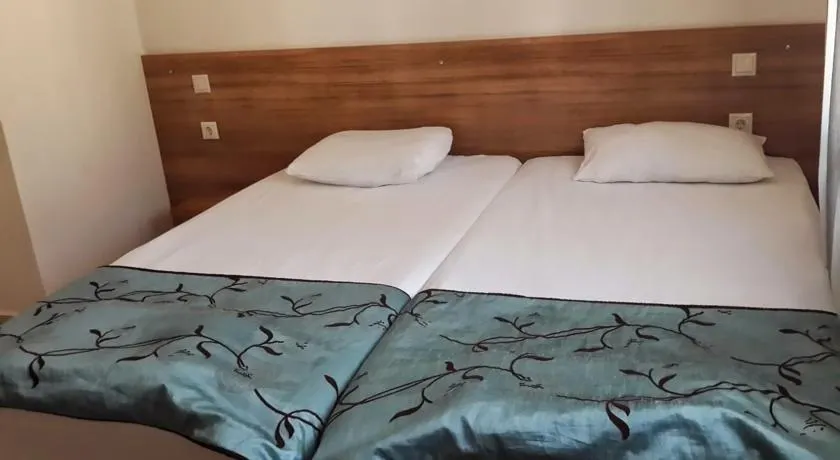Karayel Apart Hotel - Image 1