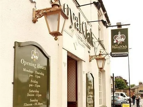 The Royal Oak - Image 1
