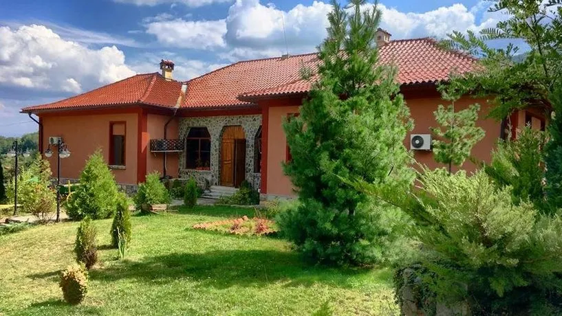 Villa Mark - Image 1