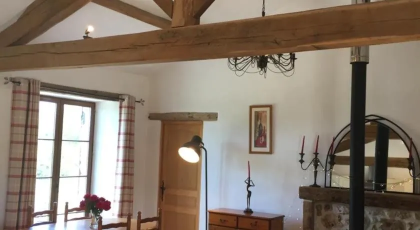Lamamotte Gite Holiday Home - Image 1