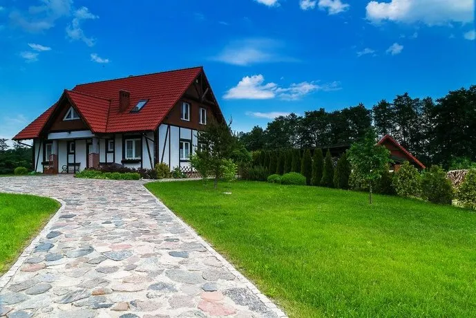 Dom Nad Jeziorem Beldany - Image 1