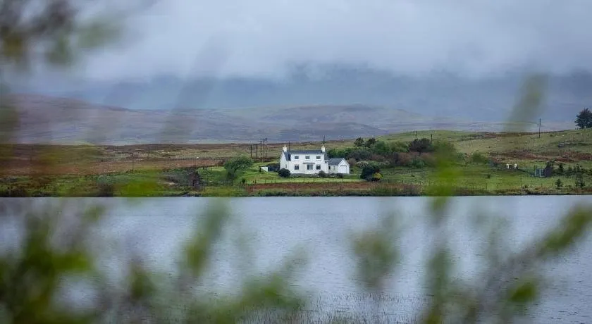 Lochside - Image 1