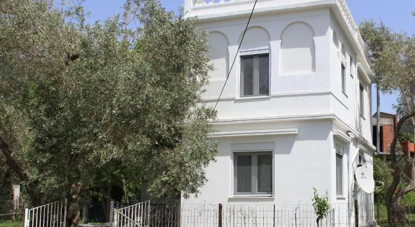 Pyrgos Accommodations - Image 1