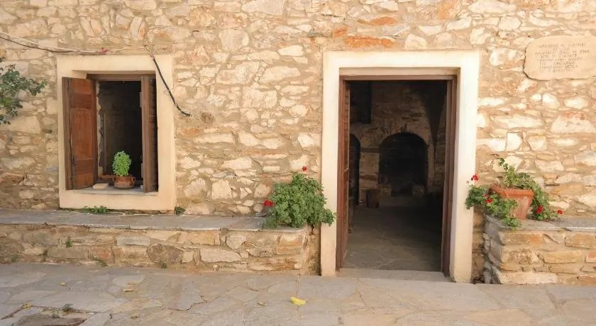 My Grandma s Home Naxos - Image 1