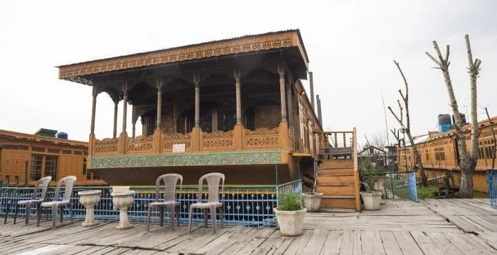 Laila Kashmir Houseboats Group - Image 1