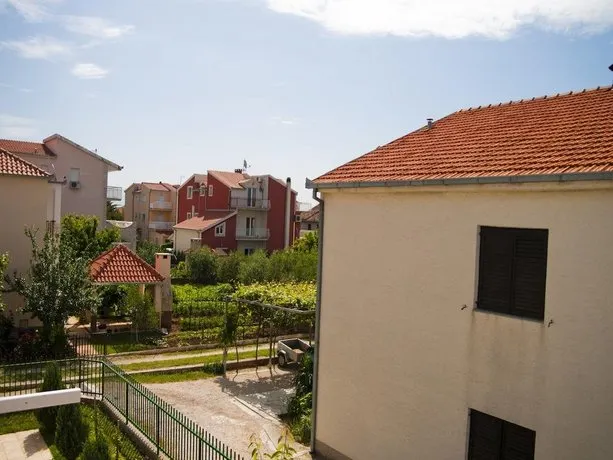 Guesthouse Konta - Image 1