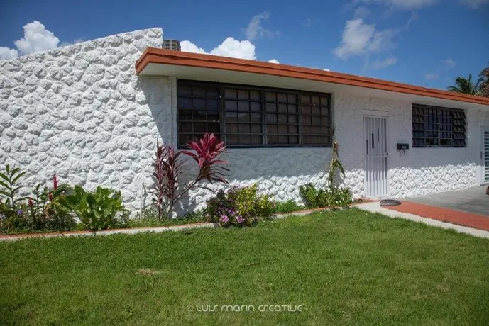 Safe Quiet Apartments Near Airport - Image 1