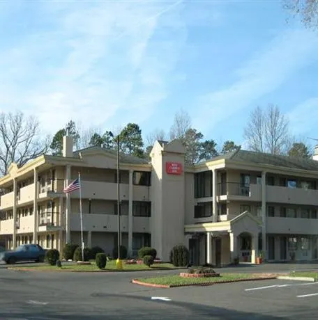 Red Carpet Inn Fort Dix - Image 1