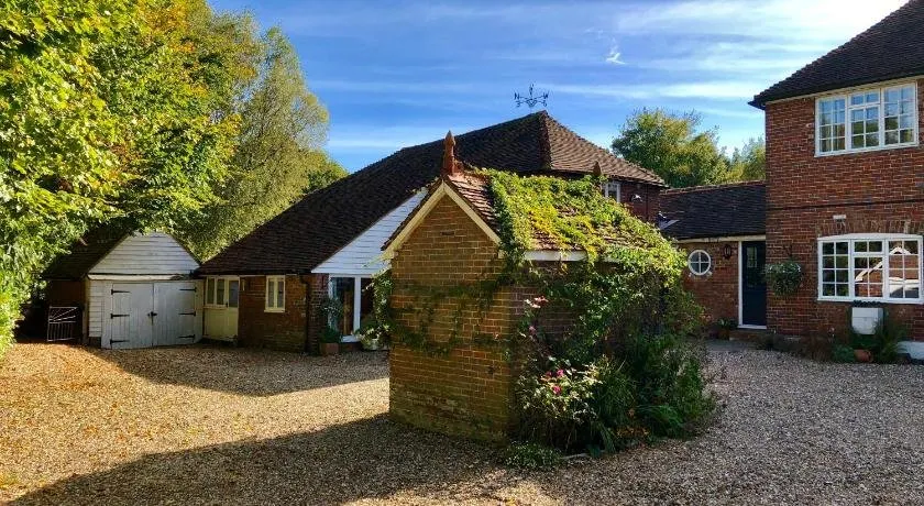The Pigeon Loft - Image 1