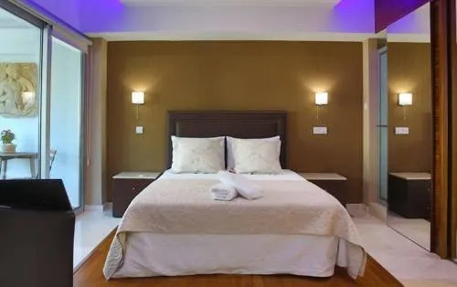 Sofouli Suites - Image 1