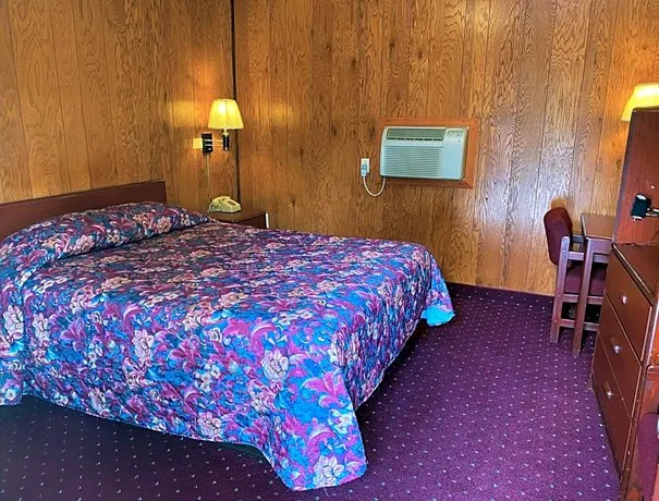 Valley Forge Motor Court Motel - Image 1