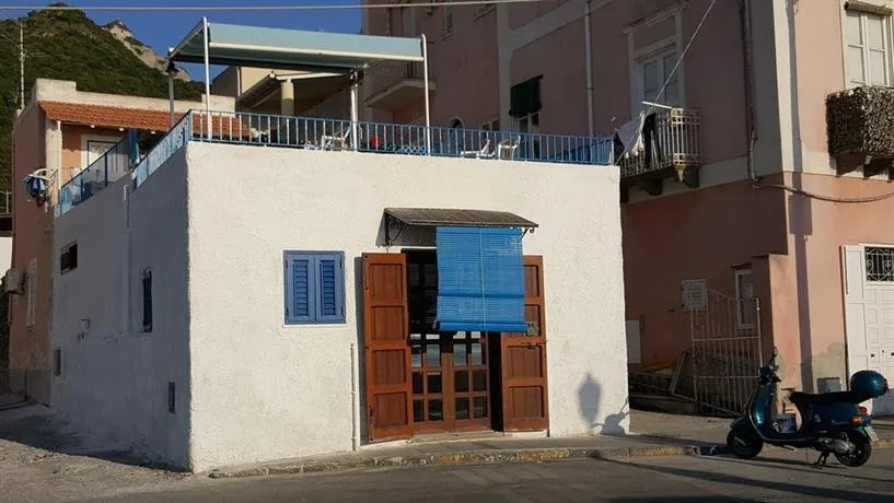 Punta Lena - Image 1