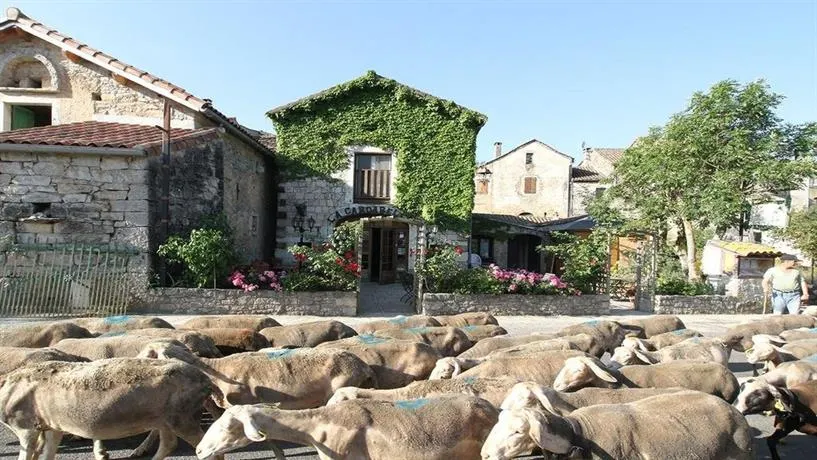 Auberge La Cardabelle - Image 1