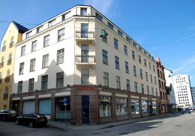 Augustin Hotel - Image 1
