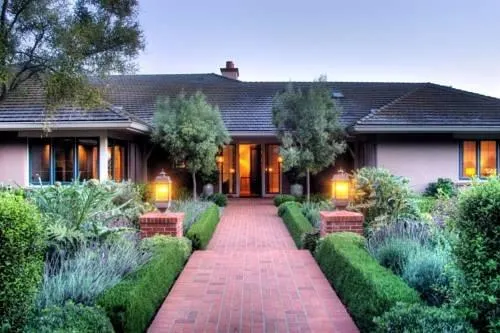 Paradise Ranch Holiday Home - Image 1