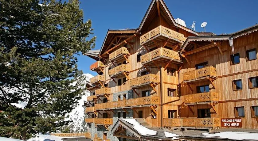 Chalet de l'Ours Arc 2000 Bourg-Saint-Maurice - Image 1