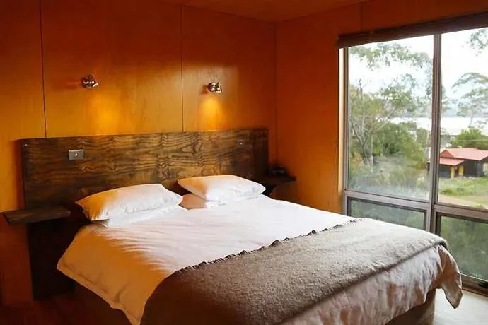 Bruny Island Weekender - Image 1