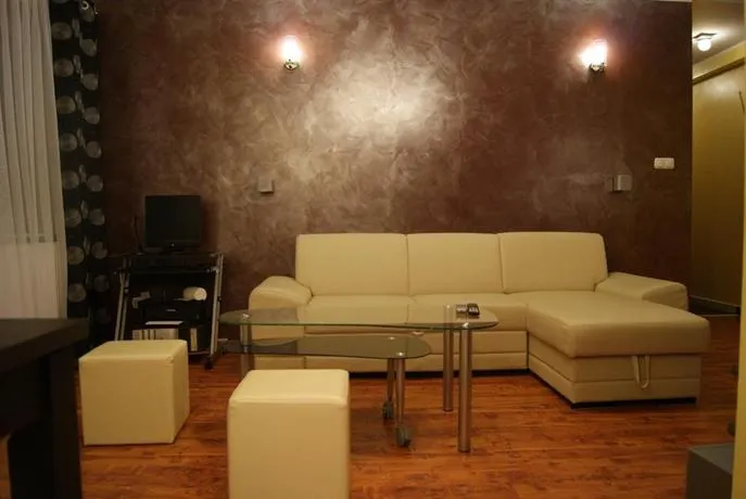 Living Room - Image 1
