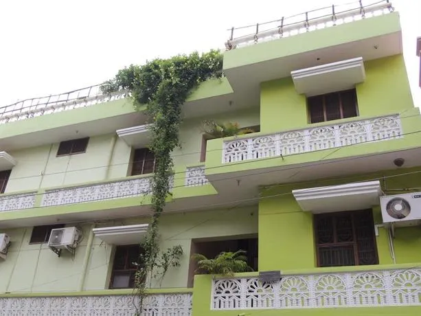 Arunachala Ramana Home - Image 1