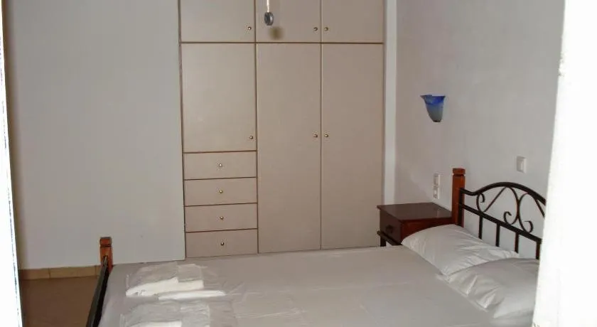 Villa Panorama Michalis Haikos two minutes walk to the beach Peroulia - Image 1