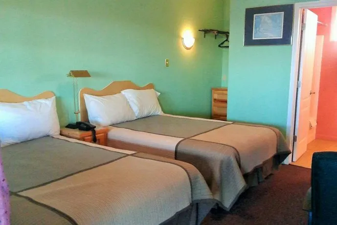 California Motel - Image 1