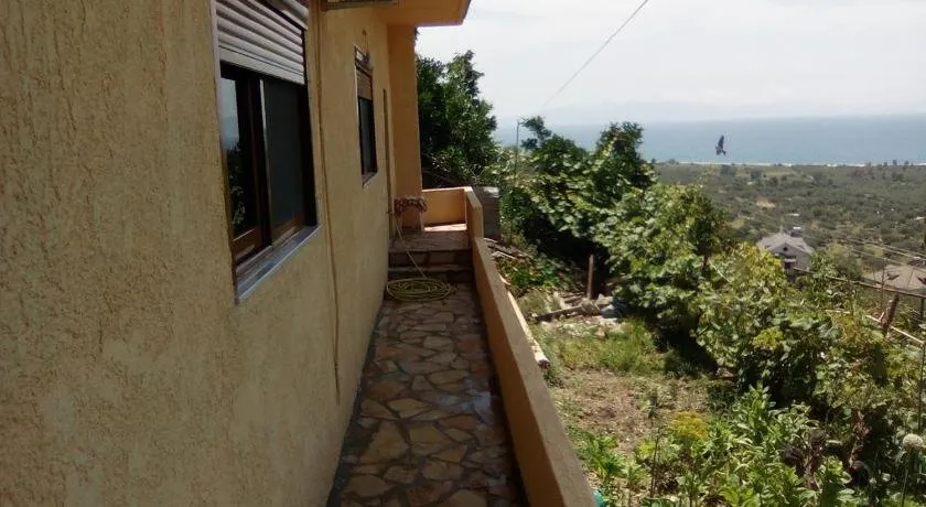 Ona's House - Image 1