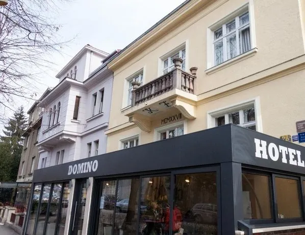 Hotel Domino - Image 1