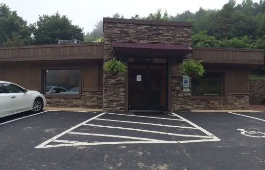 Park Vista Inn - Image 1
