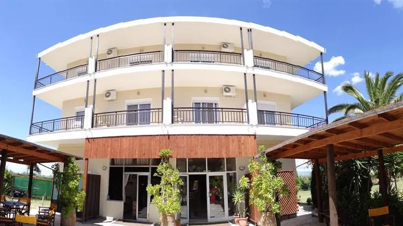 Kopsis Beach Hotel - Image 1