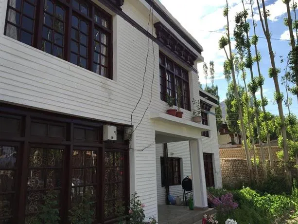 Lassu Residency - Image 1