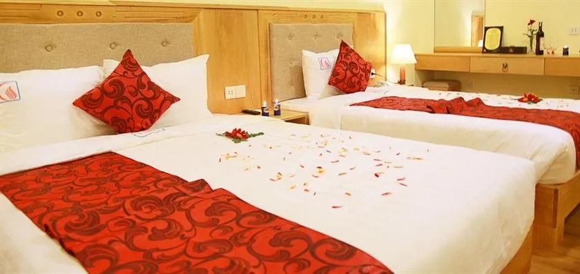 Golden Sea 3 Hotel - Image 1