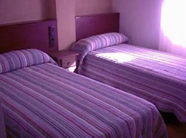 Hostal Las Sabinas - Image 1