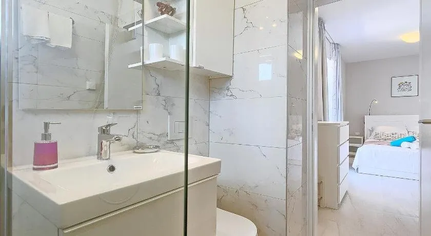 Holiday Home Elena by Interhome - Image 1