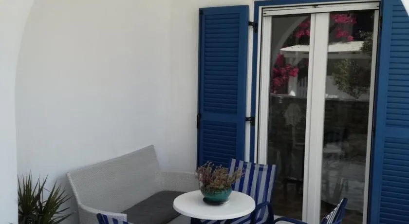 Minas House Antiparos - Image 1