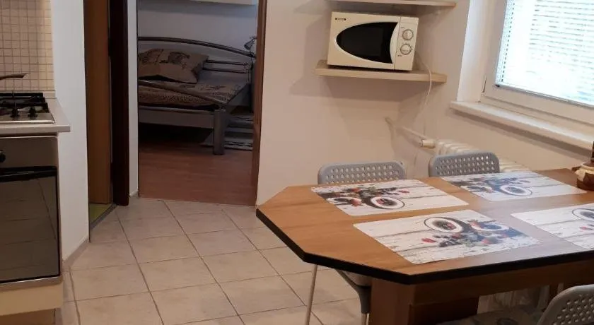 Apartament T&Hos - Image 1