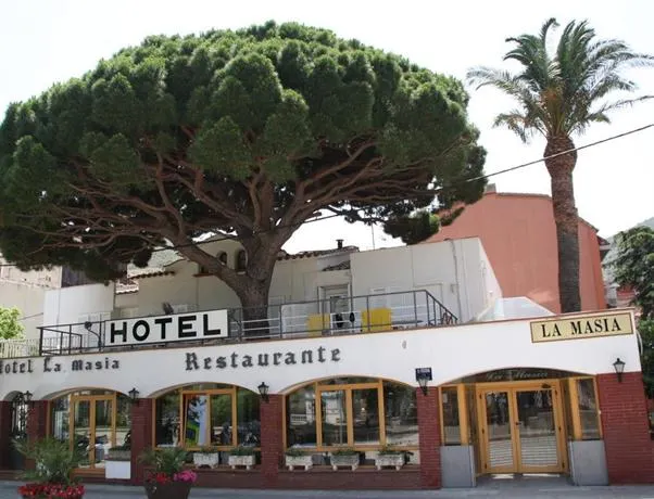 Hotel La Masia - Image 1