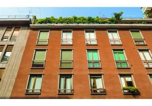 Downtown Residency Cadorna Magenta - Image 1